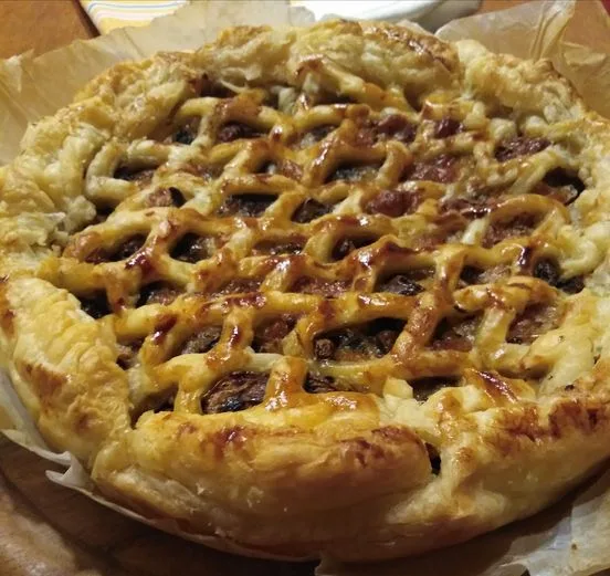 Torta Salata Rustica con pancetta e provola