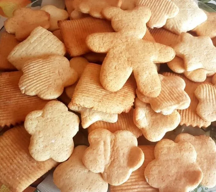Pasta frolla semplice per  crostate e biscotti