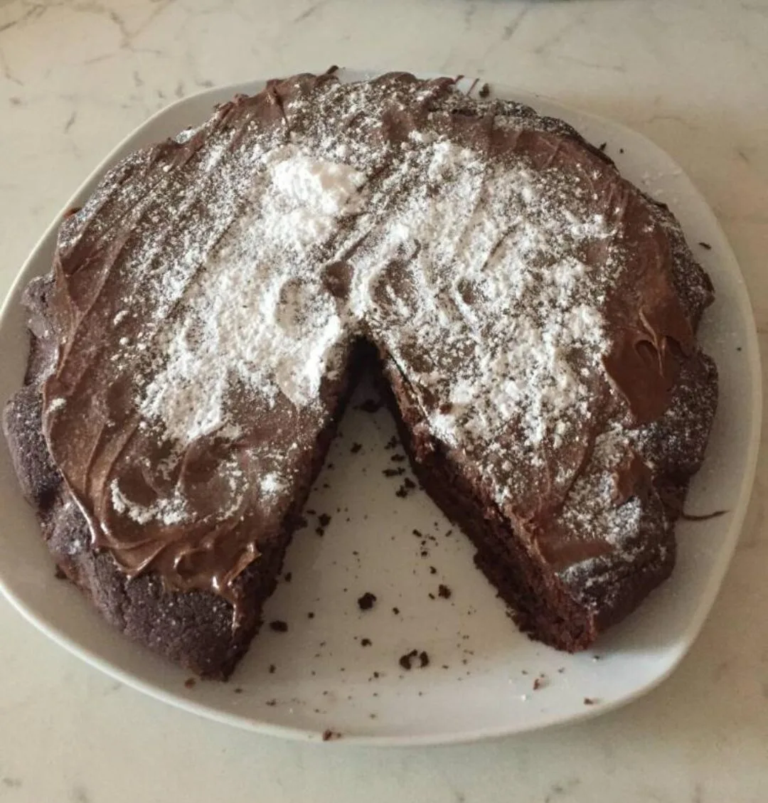 Torta della nonna torta nera