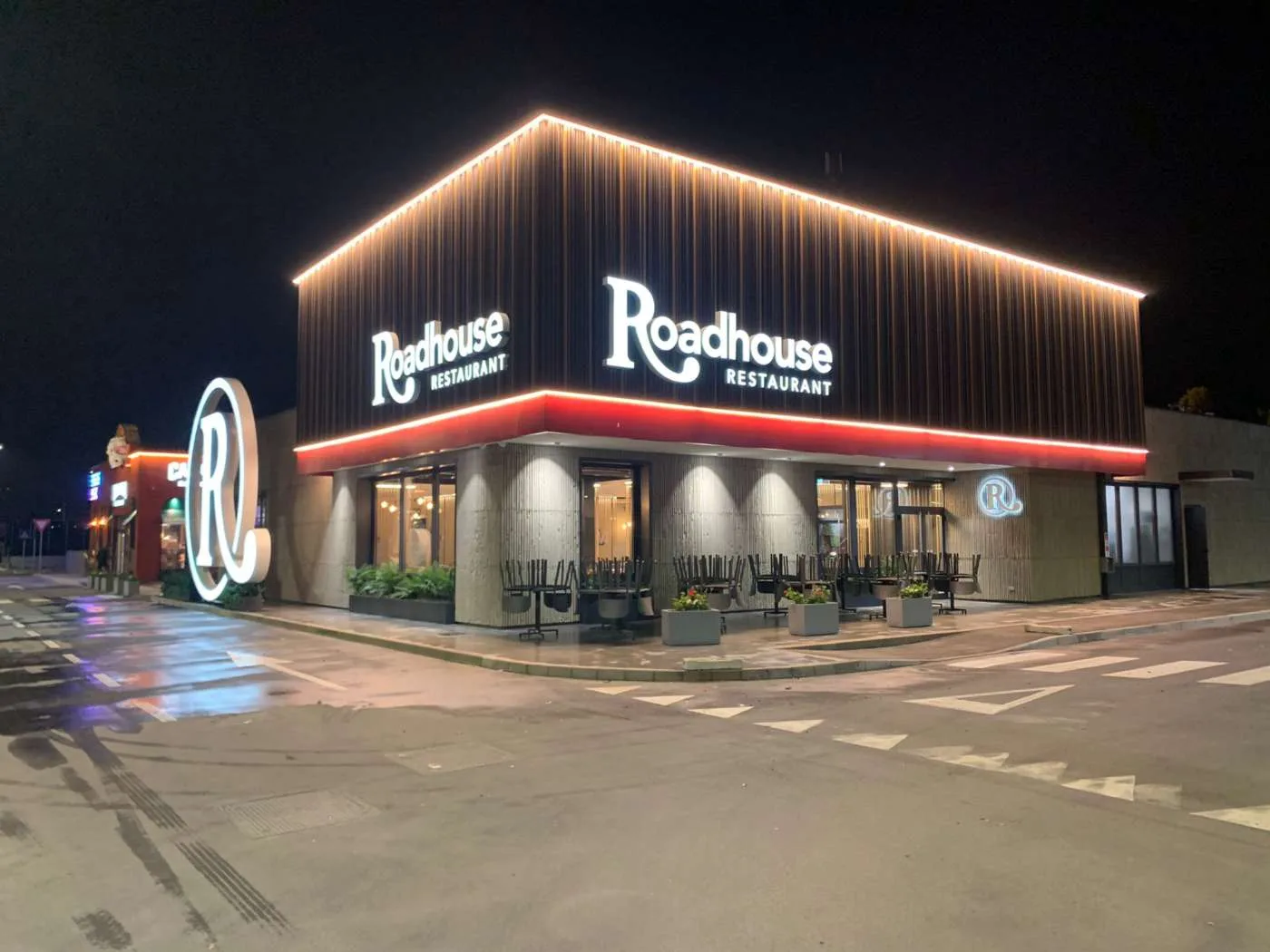 Roadhouse: la prima steakhouse italiana, la griglia che viene dalla filiera