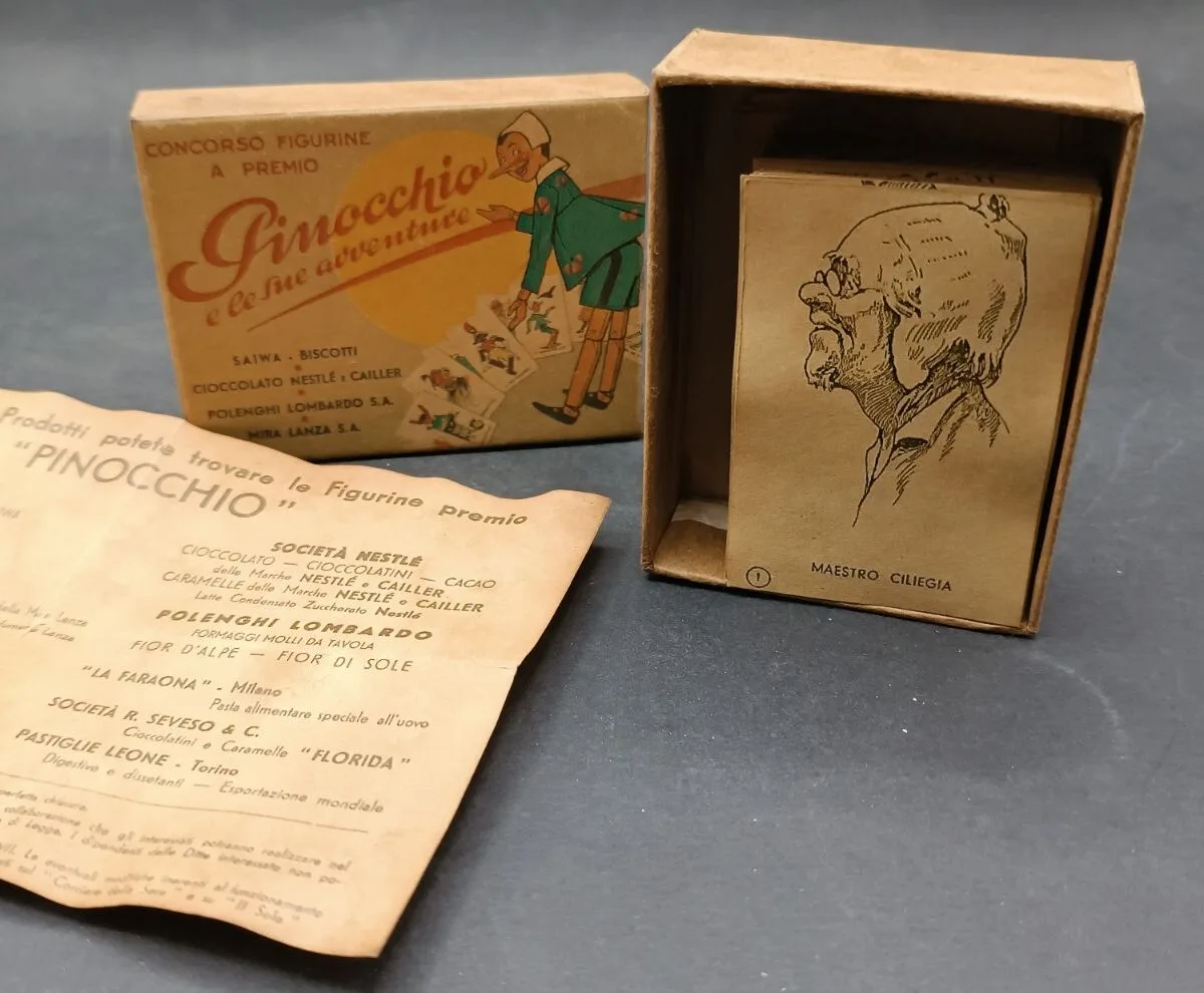 Scatola in latta Saiwa di Pinocchio